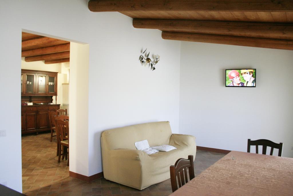 Agriturismo Fara Montegiorgio Exterior foto